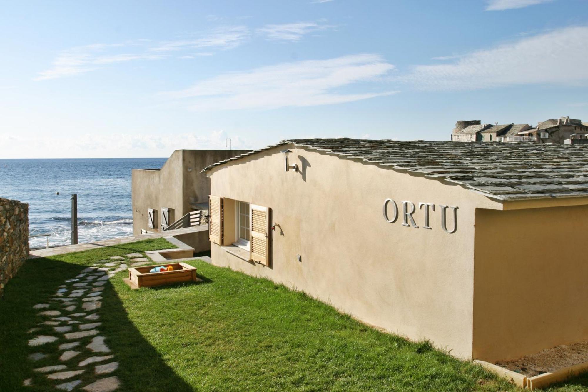 Maison de 3 chambres a Erbalunga a 10 m de la plage avec vue sur la mer jardin clos et wifi Extérieur photo